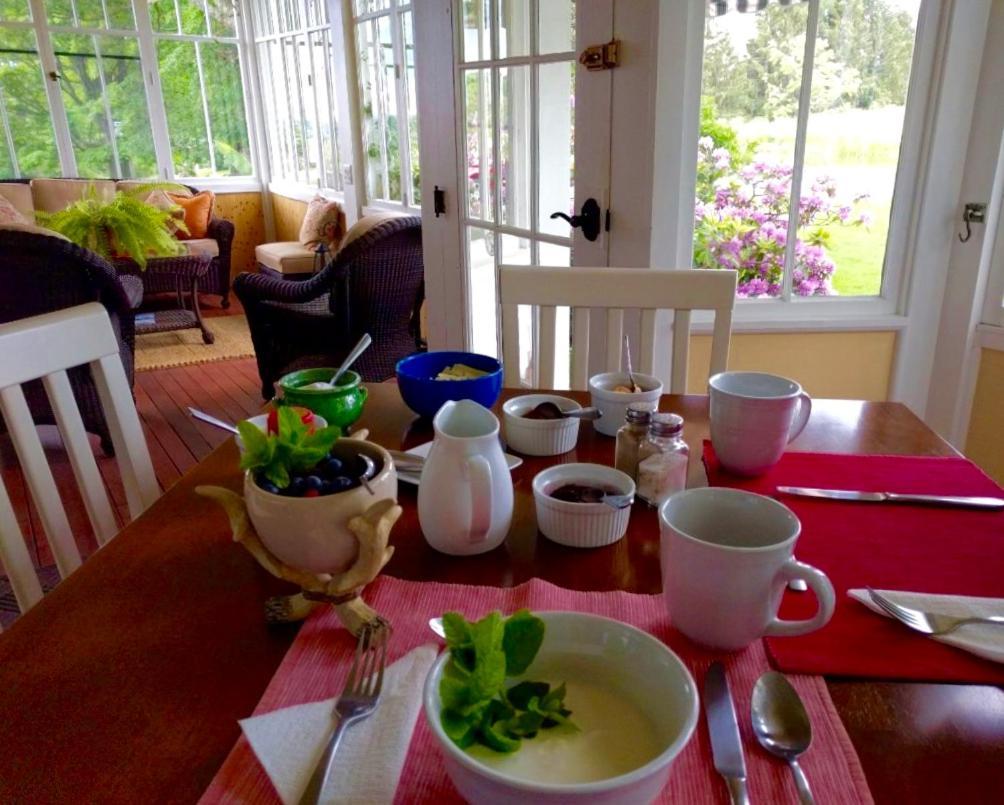 Enfield Manor Bed&Breakfast And Vacation Rental Newfield Kültér fotó